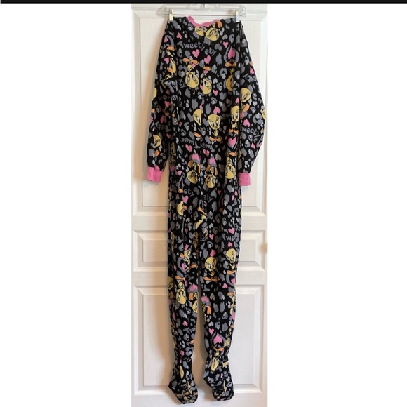 Looney Tunes Tweety Bird Feety Pajama. Size M. Fun Halloween costume! - Picture 2 of 6